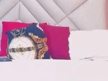 Brittany_hot1  live sex cam