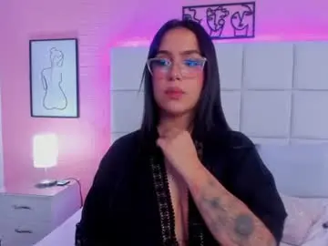 Chloe_parker_  live sex cam