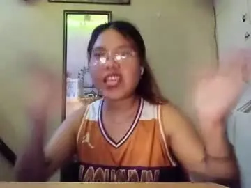 Generamires  live sex cam