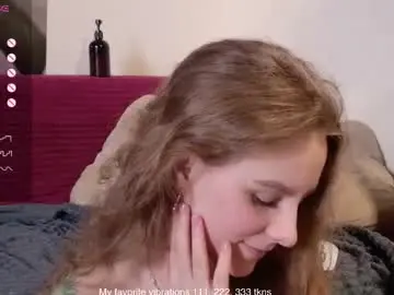 Hot_thumbelina  live sex cam