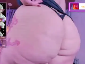 Iriisfeitan  live sex cam