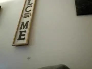 Kristae21  live sex cam
