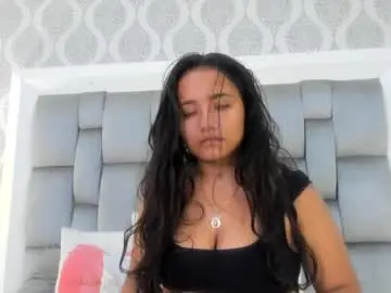 Maia_ross__  live sex cam