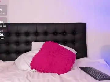 Melody_evanss_  live sex cam