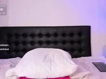 Melody_evanss_  live sex cam