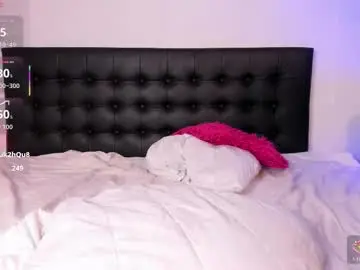 Melody_evanss_  live sex cam