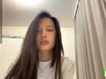 Michaeleanidi  live sex cam
