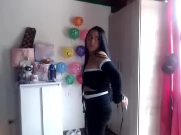 Misnicol  live sex cam