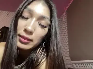 Shanelhaefner  live sex cam