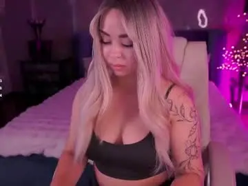 Susiewood  live sex cam