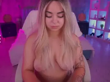 Susiewood  live sex cam