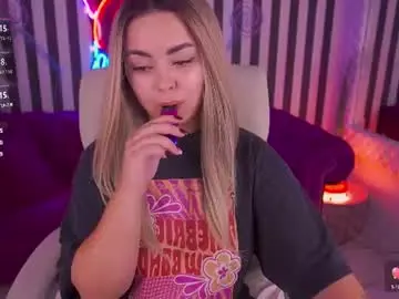 Susiewood  live sex cam
