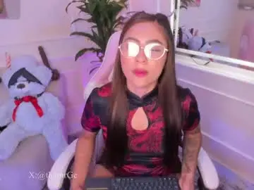 Thamaragen_  live sex cam
