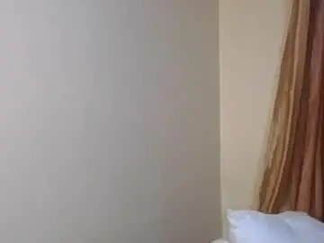 Thickbotty_ebony  live sex cam