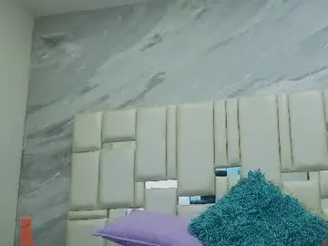 Vanessa_duartee  live sex cam