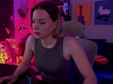 Vireliamoonfall  live sex cam