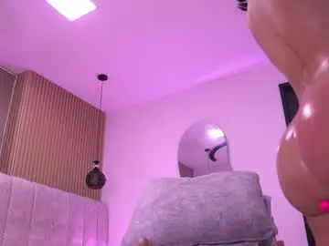 Vvioleta_  live sex cam