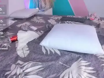 _cherry_fox  live sex cam