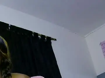 Abby_ebonyy12  live sex cam