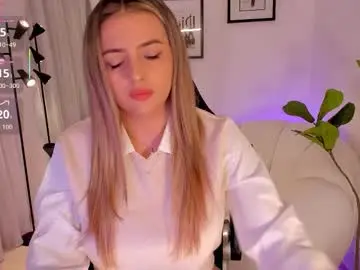 Amywoods  live sex cam