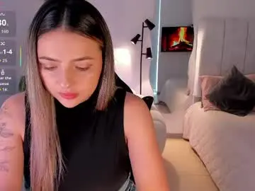 Amywoods  live sex cam