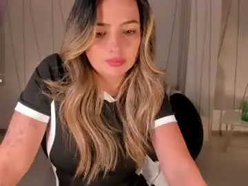 Amywoods  live sex cam