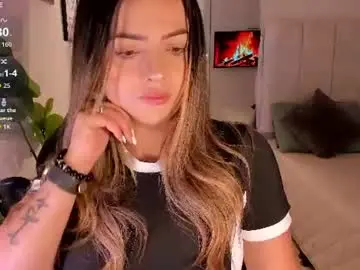 Amywoods  live sex cam