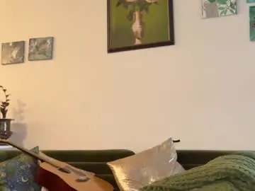 Cwave7  live sex cam