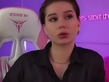 Dianabecker  live sex cam