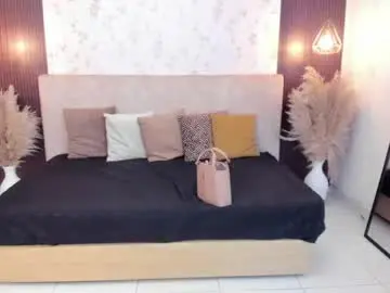 Emy_ly  live sex cam