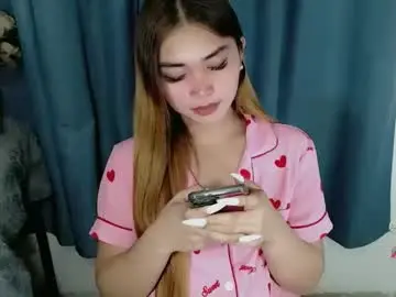 Haylee_slut  live sex cam