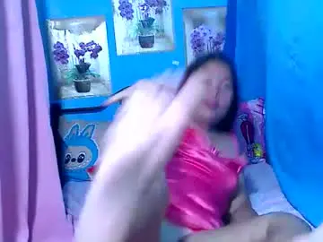 Lady_in_bed69  live sex cam
