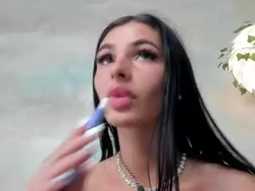 Moonsshard  live sex cam