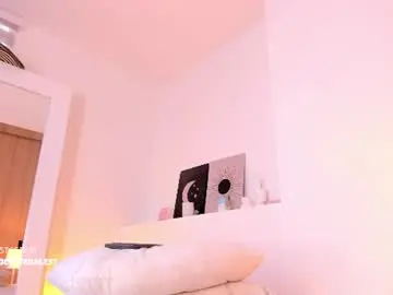 Nicolettebale  live sex cam