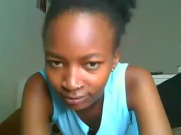 Pretty__lisa  live sex cam