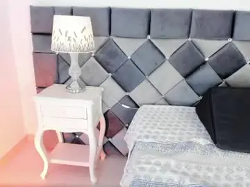 _curvy_milf  live sex cam