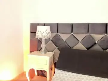 _curvy_milf  live sex cam