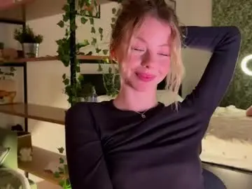 Elli_harmon  live sex cam