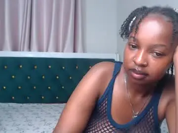 Fatal_femme  live sex cam