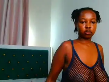 Fatal_femme  live sex cam