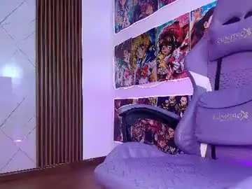 Gia_26  live sex cam