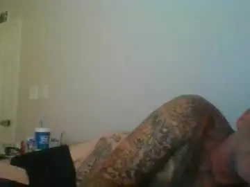 Helplessgril  live sex cam