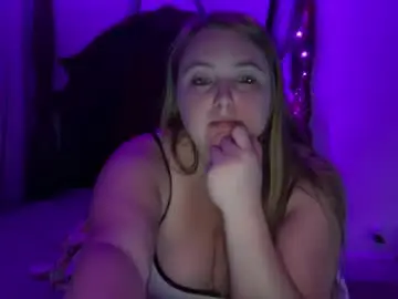 Jayde_777  live sex cam