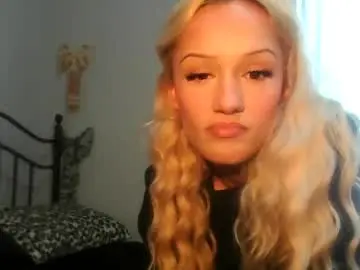 Kaci_brooke  live sex cam