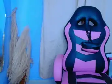 Lucy_latina333  live sex cam