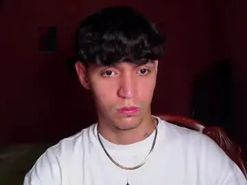 Master_hunterrr  live sex cam