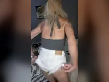 Mizzbertinelli  live sex cam
