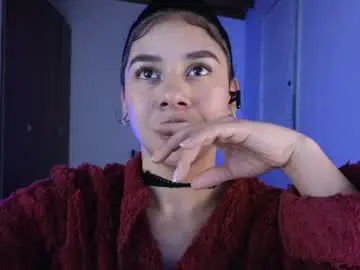 Nicollbashel  live sex cam