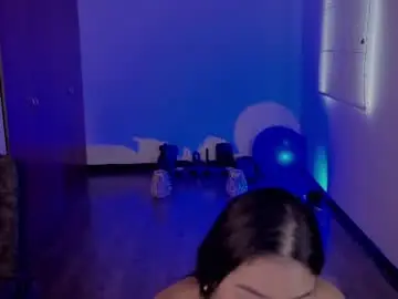 Nicollbashel  live sex cam