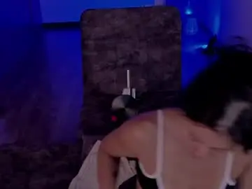 Nicollbashel  live sex cam